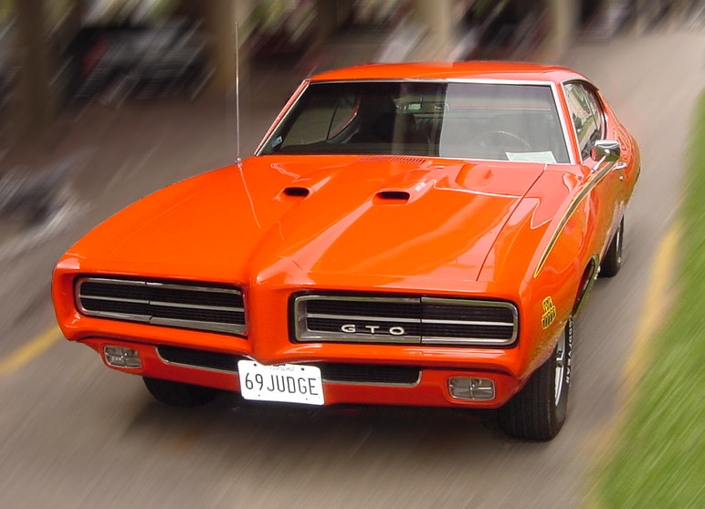 old Pontiac gto model