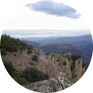 Una fotografia del Monte Arcosu, in una delle aree protette da ReNature Italy.