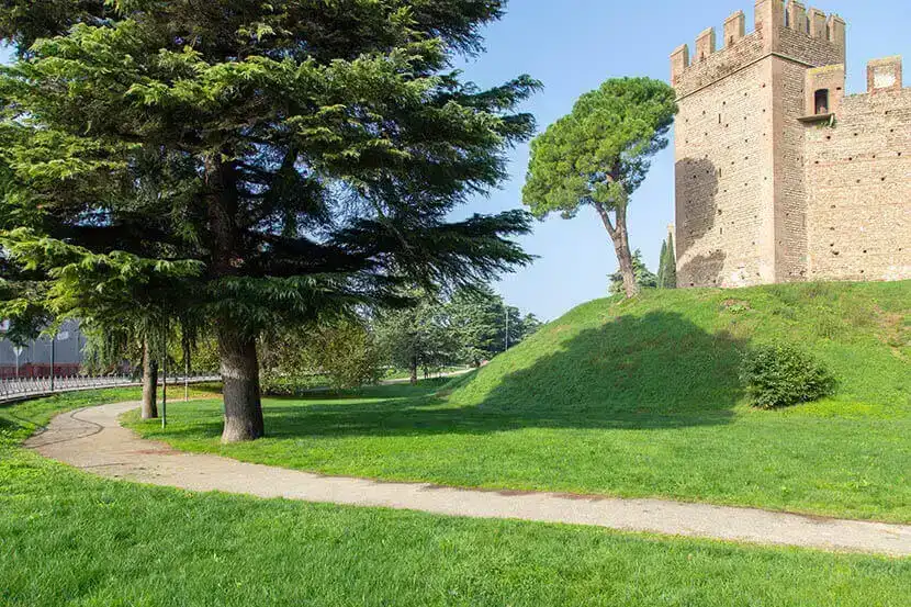 Uno scorcio del Sentiero dei Campioni di Villafranca di Verona