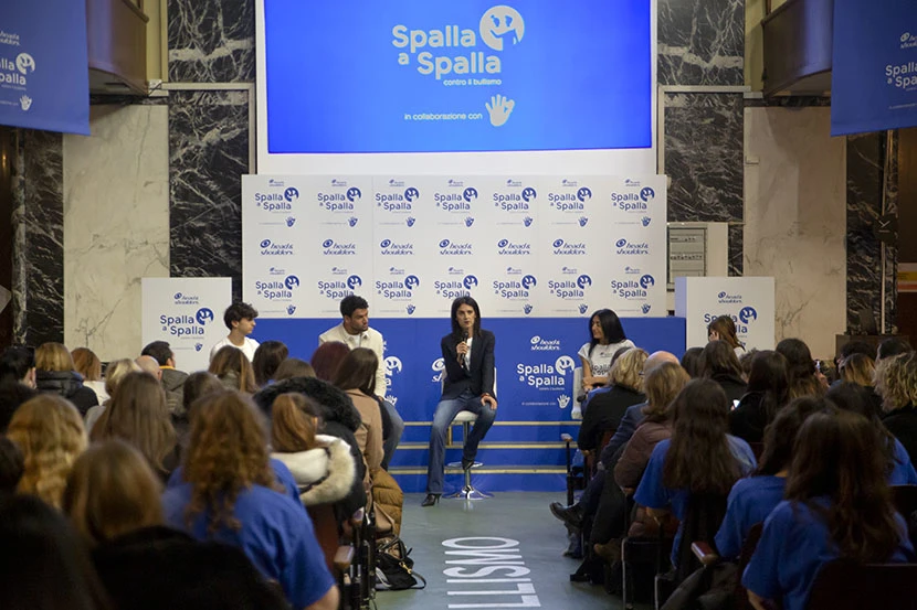 Valeria Consorte, Vice President Beauty Care P&G Italia, durante la conferenza di lancio del progetto Spalla a Spalla.