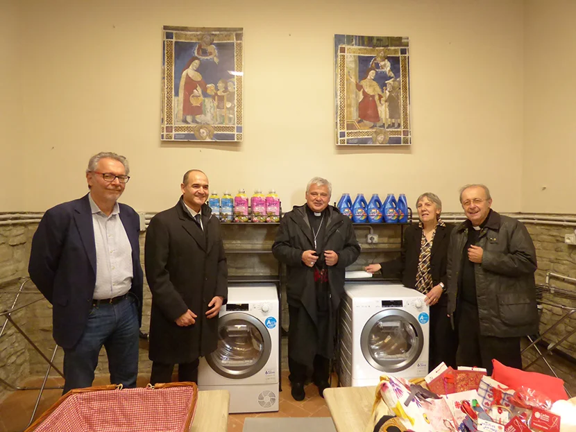 inaugurazione della nuova lavanderia di san francesco a Parma.
