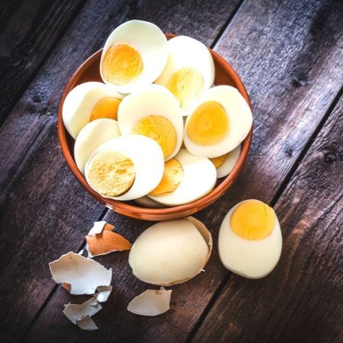 Odpowiedni czas gotowania i świeżość to sekret idealnych jajek na twardo