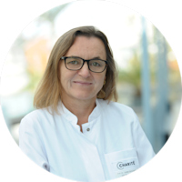 Carmen Scheibenbogen, Leiterin des Fatigue Centrums an der Berliner Charité