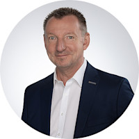 Andreas Strausfeld