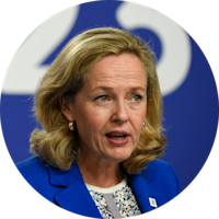 Nadia María Calviño Santamaría, Spaniens Wirtschaftsministerin und Vizeregierungschefin und eine Favoritin für das Präsidentenamt bei der Europäischen Investitionsbank (EIB)
