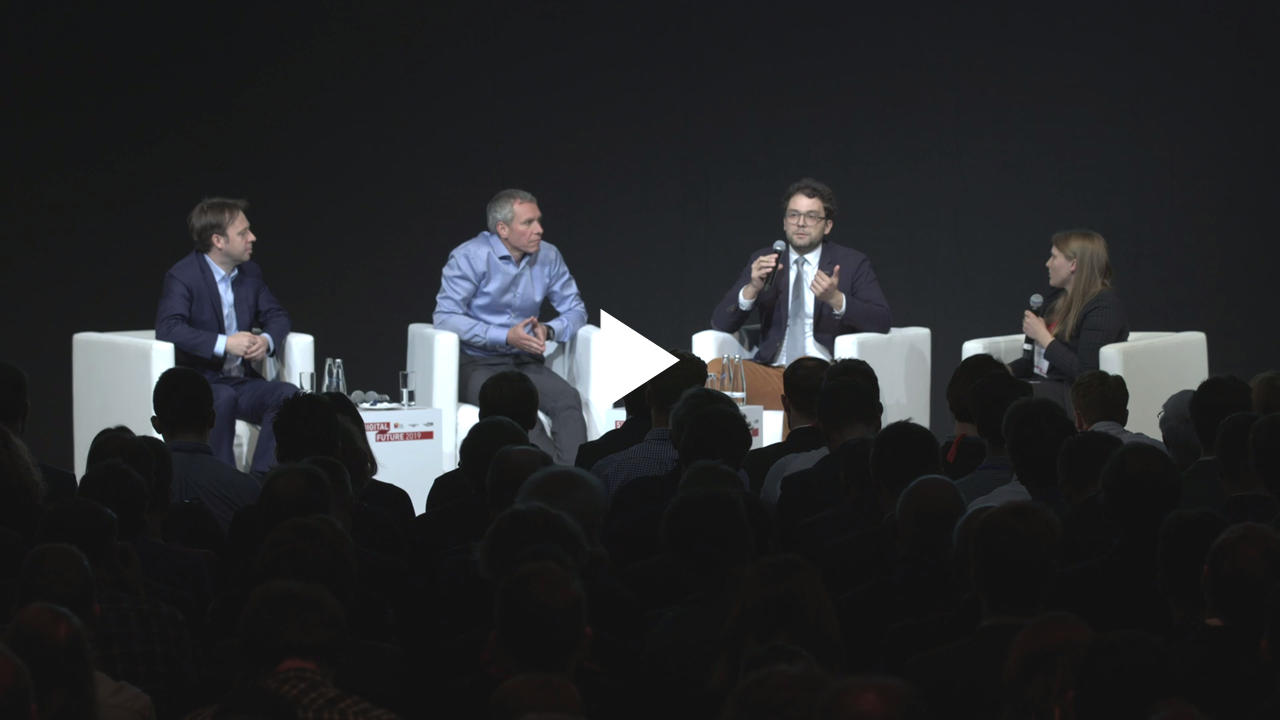 Panel Discussion "Renewing the Public Sector - The Role and Potential of AI"