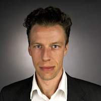 Tobias Knobloch