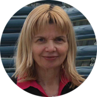 Prof. Dr. Carola Griehl, Leiterin des Kompetenzzentrums Algenbiotechnologie der Hochschule Anhalt