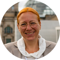 Dagmar Schmidt, Stellvertretende Vorsitzende der SPD-Bundestagsfraktion und zuständig für Gesundheitspolitik