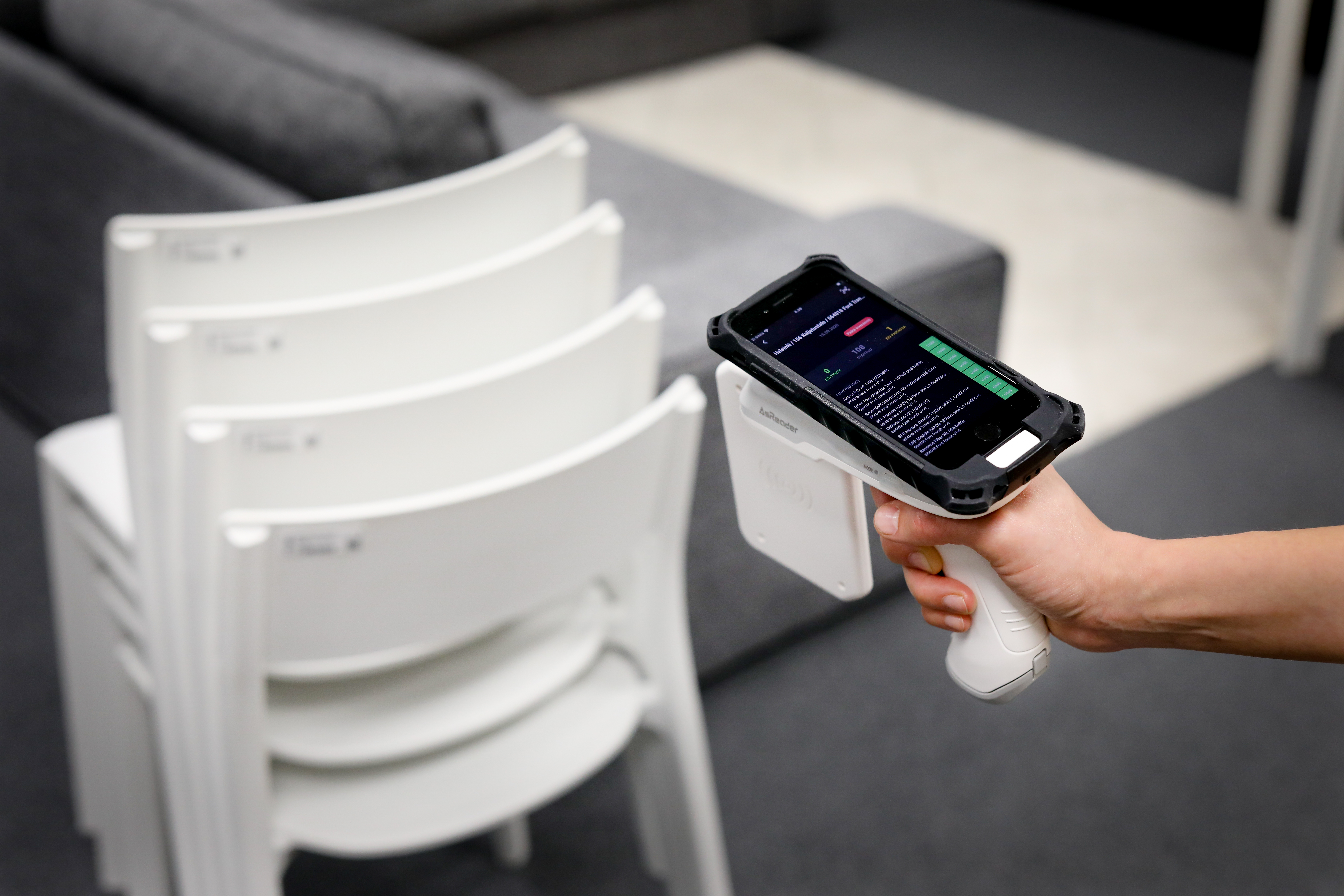 RFID lukeminen