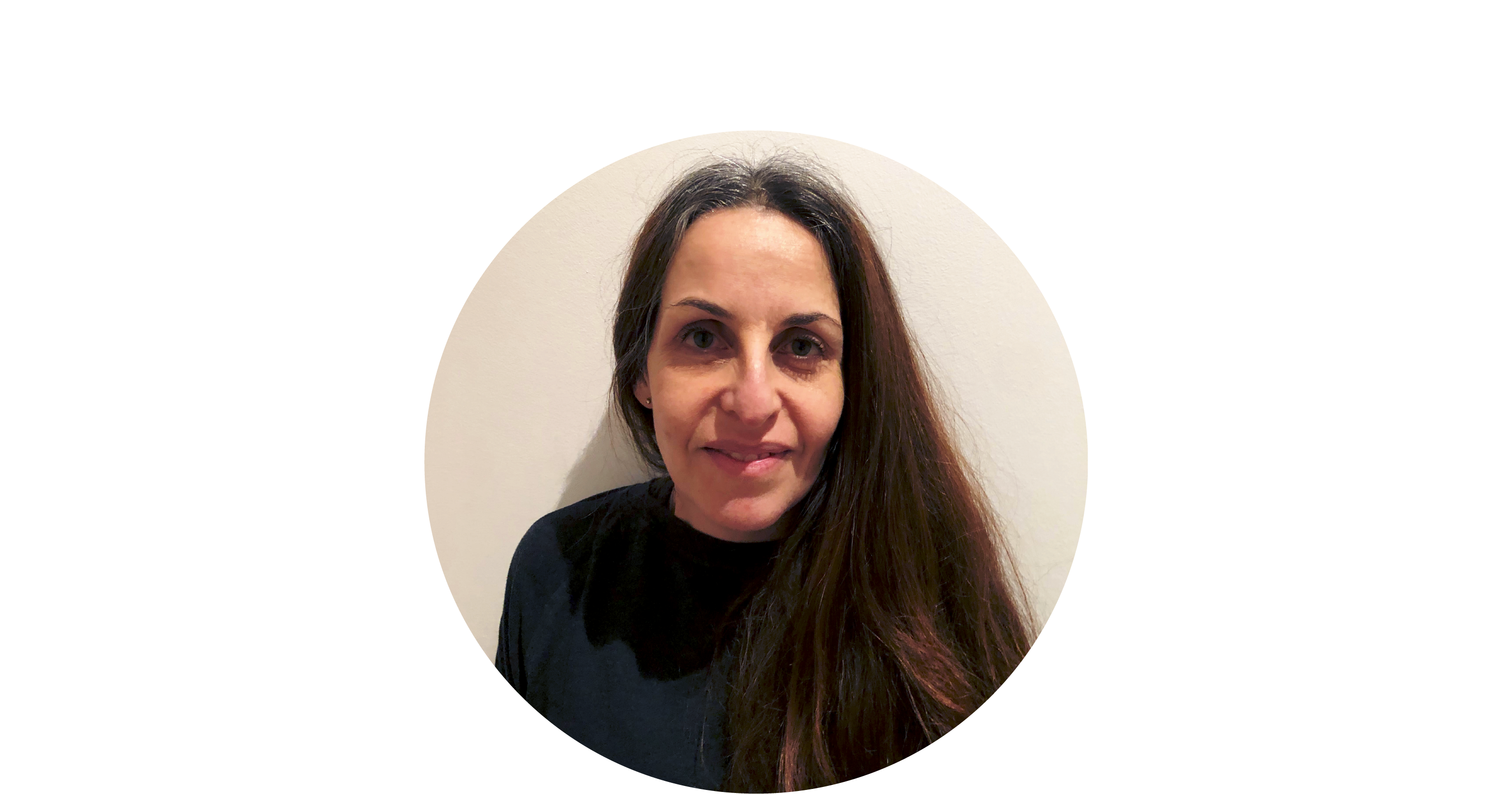 Wendy Stonefield - Circle Headshot - Large Top Margin
