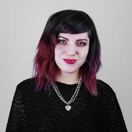 Shari Wallin headshot