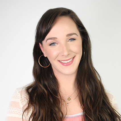 Alexis Armstrong headshot