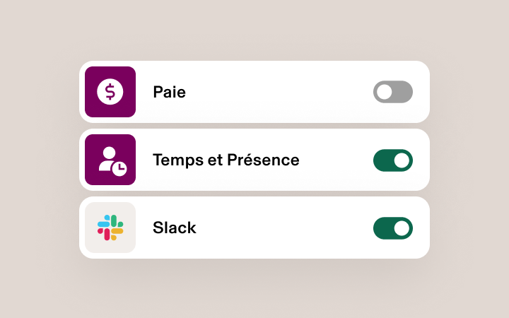 Interface de l’application mobile présentant trois options avec bascule : Paie (désactivée), Temps et présence (activée) et Slack (activée) sur un fond rose pâle.
