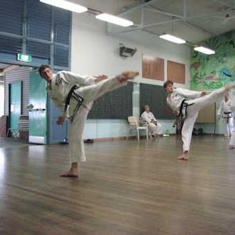 instructor-and-black-belt-training - img 2335