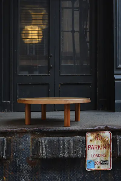 T02 Round table by Pierre Chapo