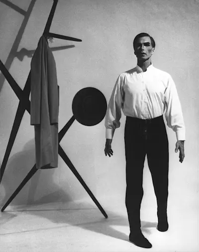 The Noguchi Museum Archives, 01590. Photo: Michael Avedon ©The Isamu Noguchi Foundation and Garden Museum, New York / ARS