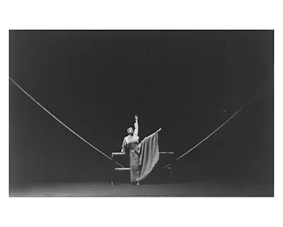 The Noguchi Museum Archives, 01508. Photo: Barbara Morgan. ©The Isamu Noguchi Foundation and Garden Museum, New York / ARS