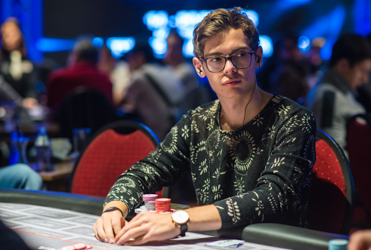 img_Fedor Holz