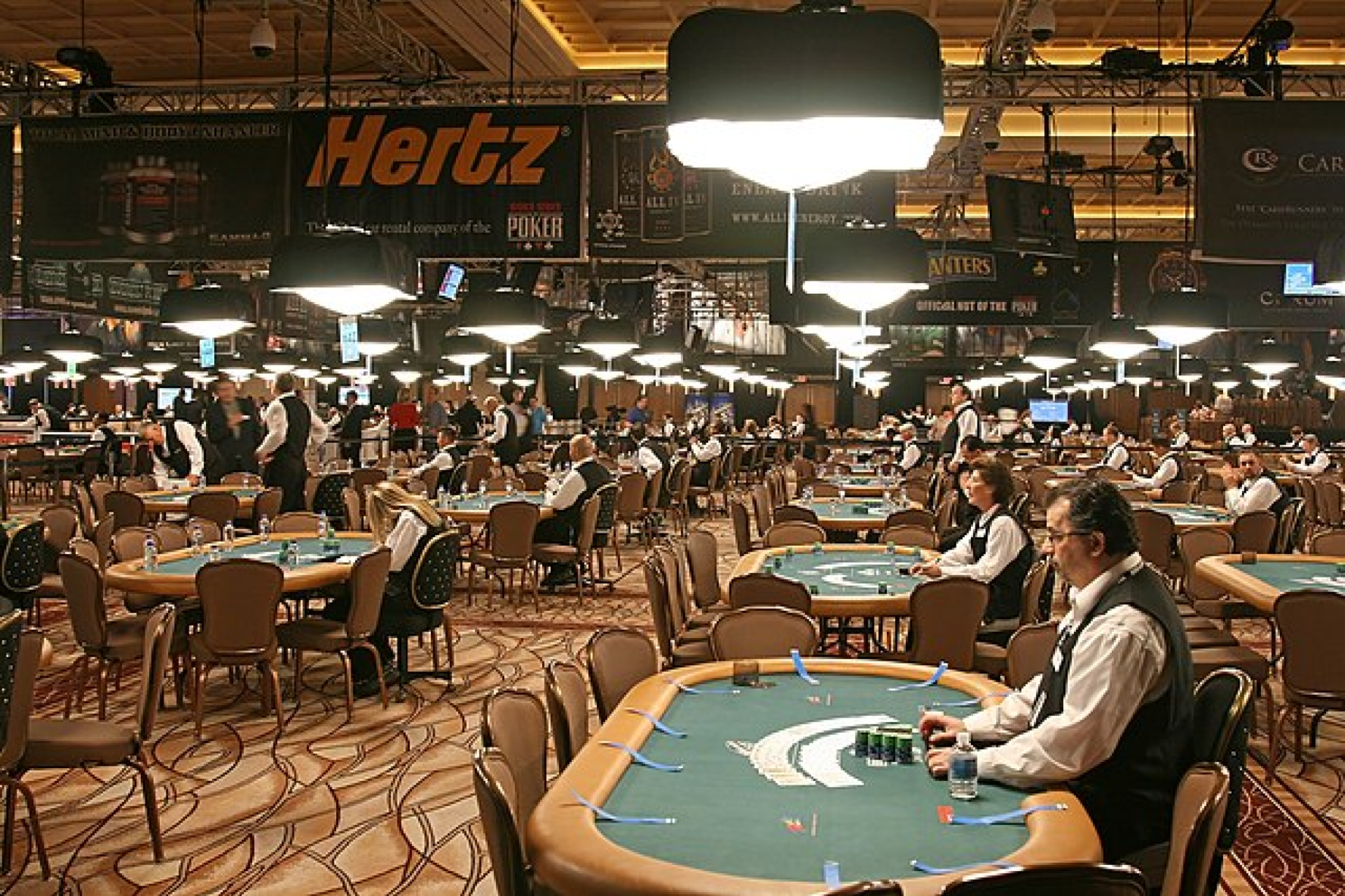WSOP - Seat open!
