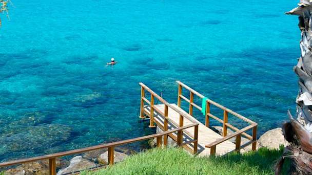 Boka din resa med TUI