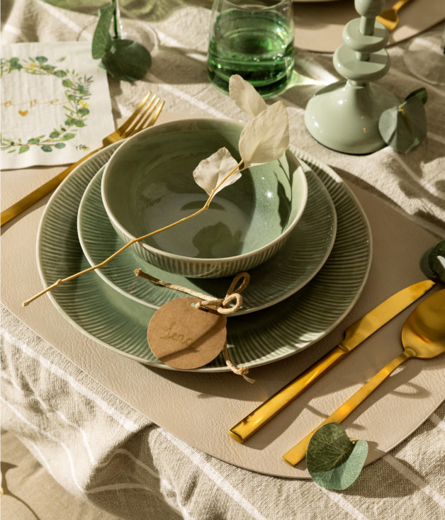 Image grid desktop - F-1 Image grid desktop - F-1