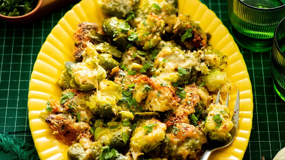 low-carb-smashed-brussels-sprouts