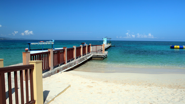 Strand Doctor's Cave Bathing Club, Montego Bay, Saint James Parish