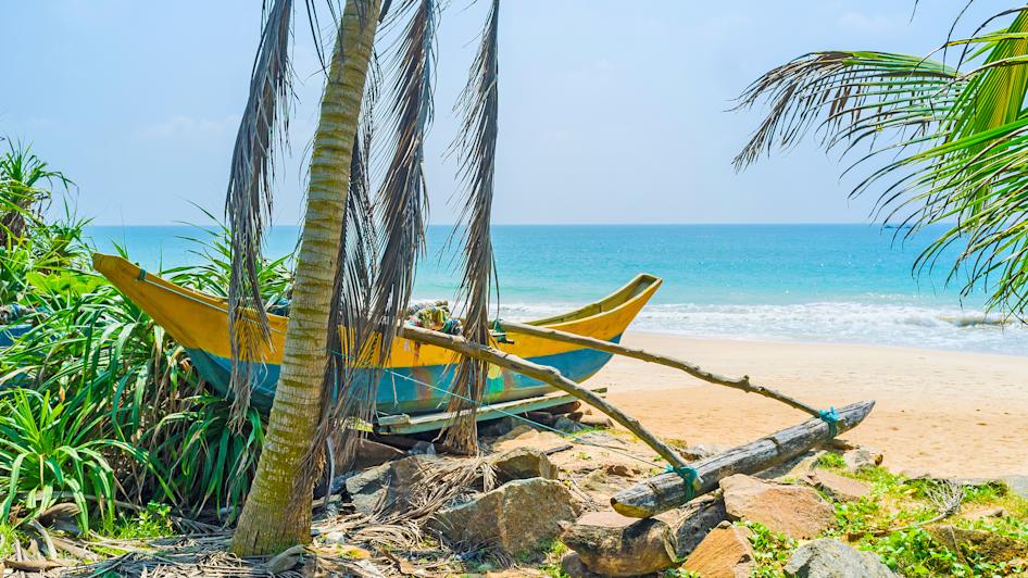 Traditionelles Fischerboot, Hikkaduwa, Sri Lanka Südküste