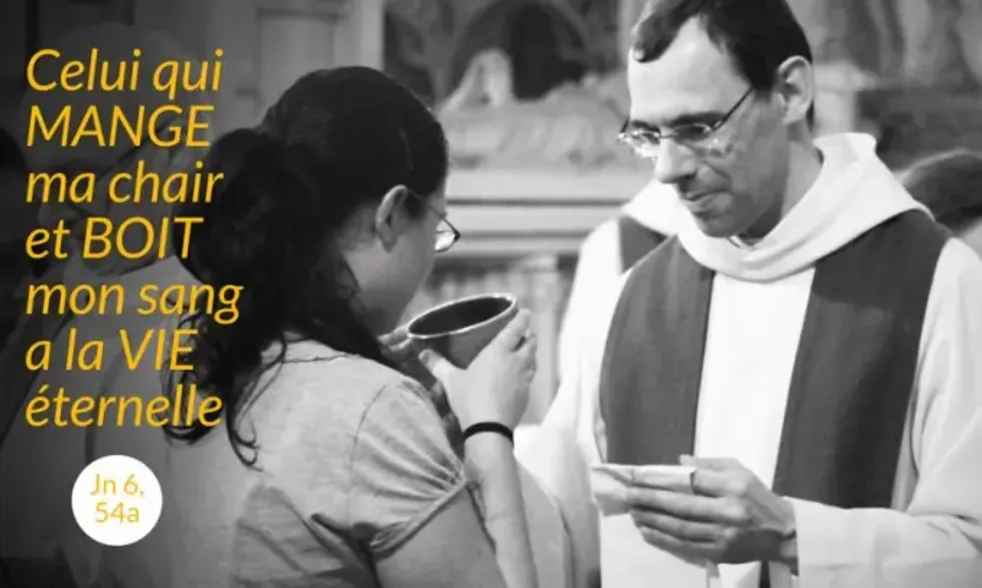 https://images.ctfassets.net/korhebpva30x/1EPmqI944nrqfFhDqAO57x/69a0d6cf6c12320fcdc4481c69026fa8/celui-qui-mange-ma-chair-et-boit-mon-sang-a-la-vie-eternelle.webp?w=982&fm=webp&fit=fill&q=75