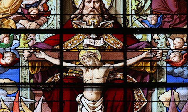 Neuvaine Miséricorde - jour 3 - Le Christ en croix et le Père céleste tenant la croix - Vitrail