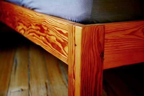 Oregon Pine bed Oregon Pine bed