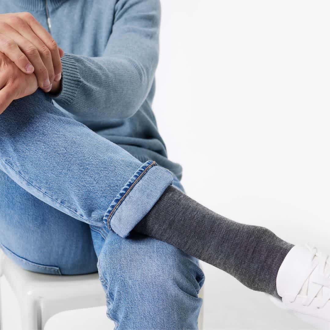 Daily Light Socks Men Grey Model