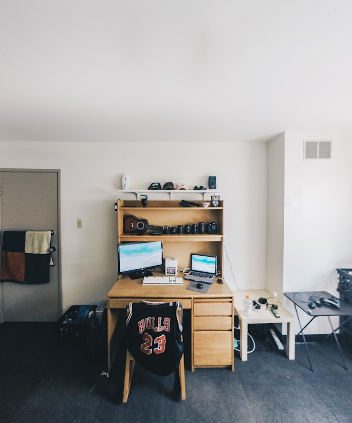 Fast, Cheap Ways to Make Your Dorm Room (Feel) Larger