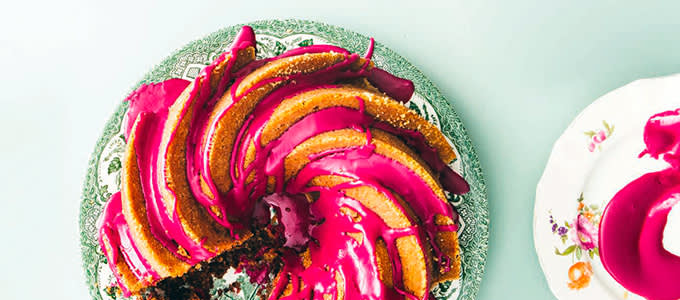 Punajuuritiikerikakku alakuva