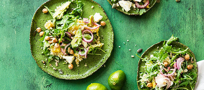 PI1 19 mango-avokadosalaatti