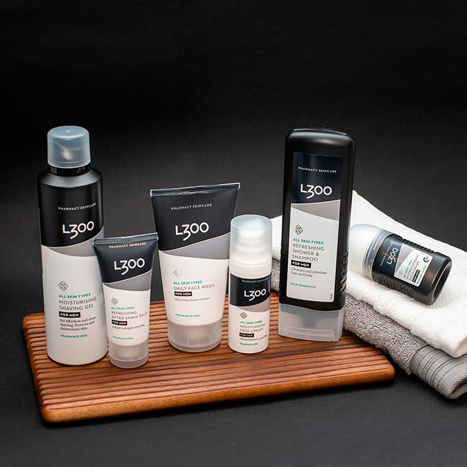 DSC 4933 l300 men all 680x680