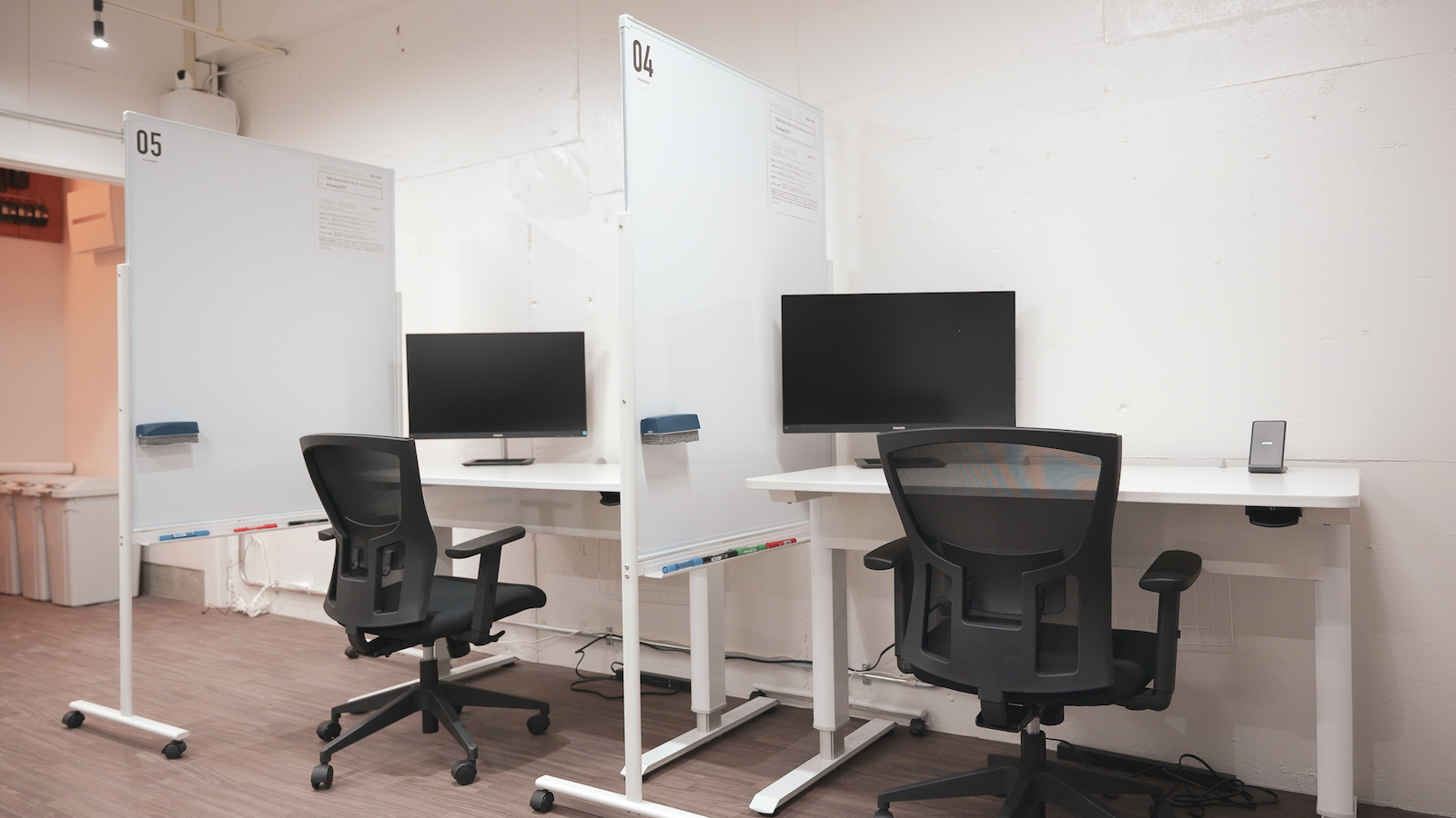 TiNK Desk with UR 室住団地