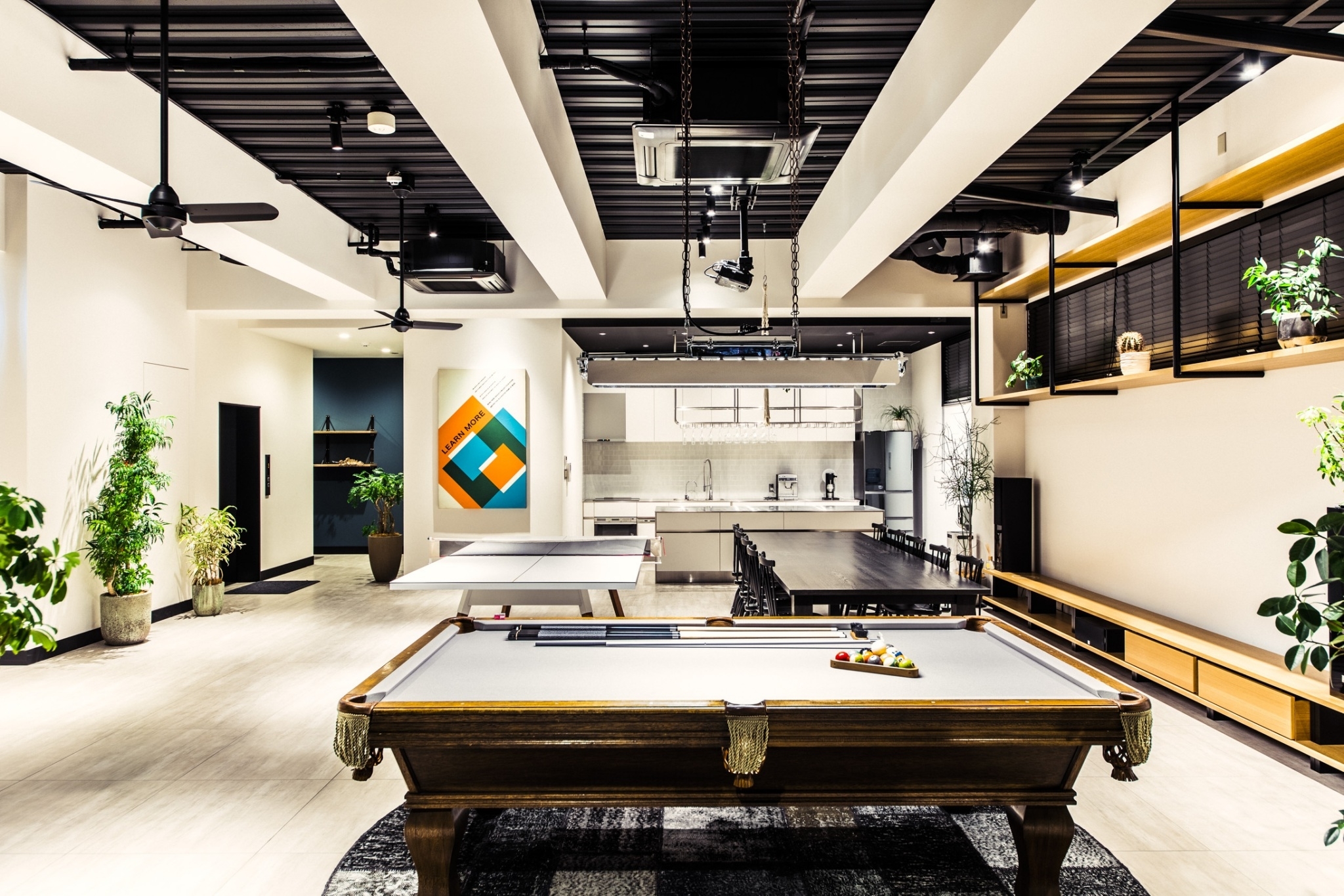 Co-work&Share.H