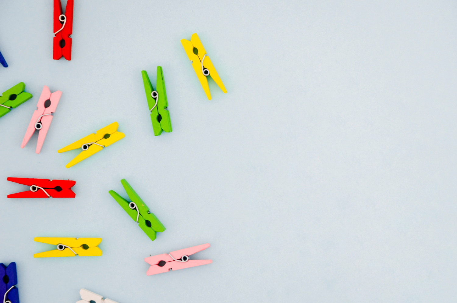 5 Quick And Easy Crafts That Kids Can Make Anytime! - Make Easy Clothespin Crafts