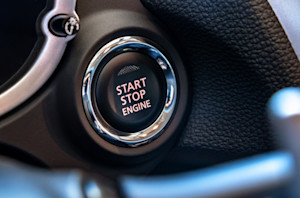 Démarreur de voiture