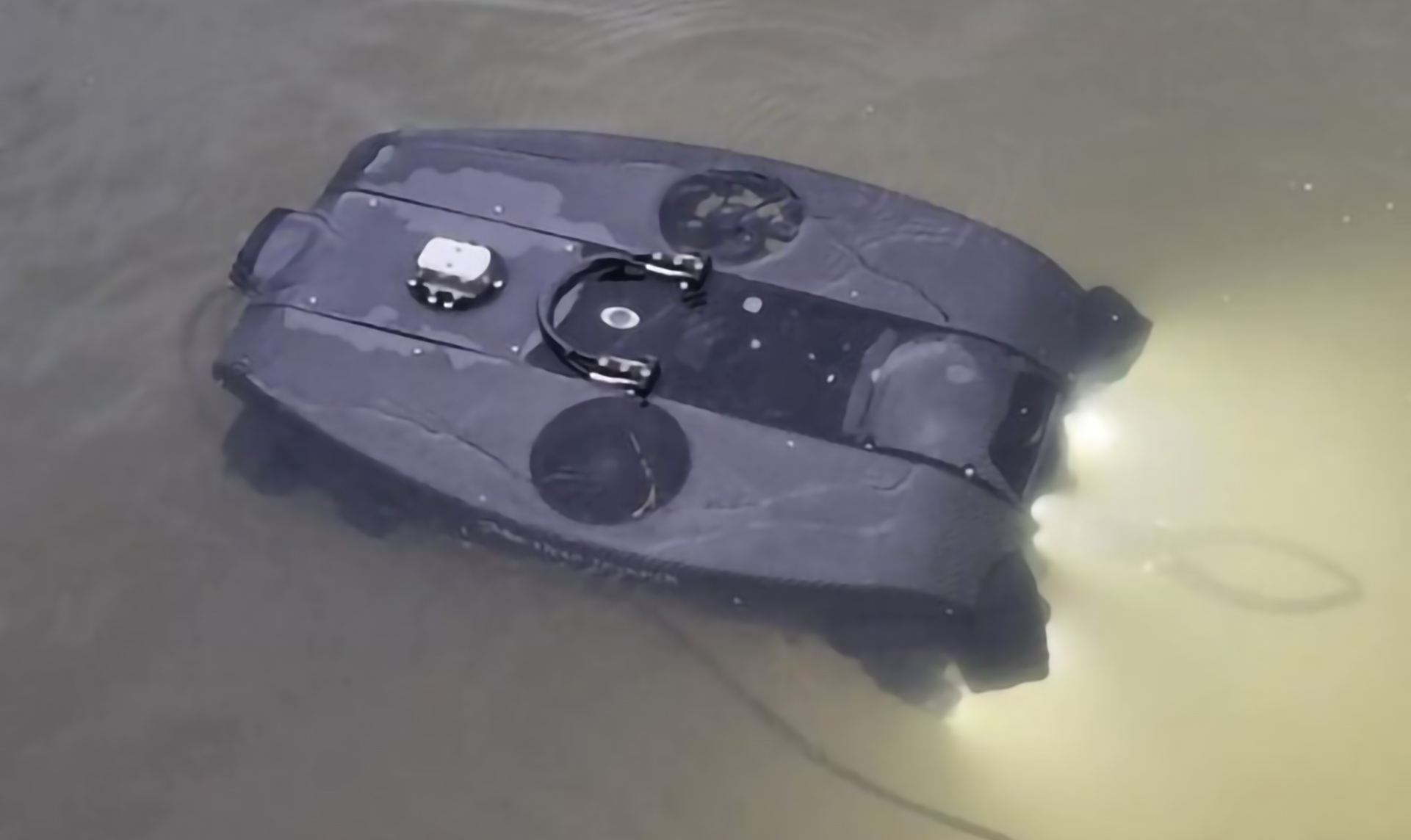 avon-fire-revolution-rov