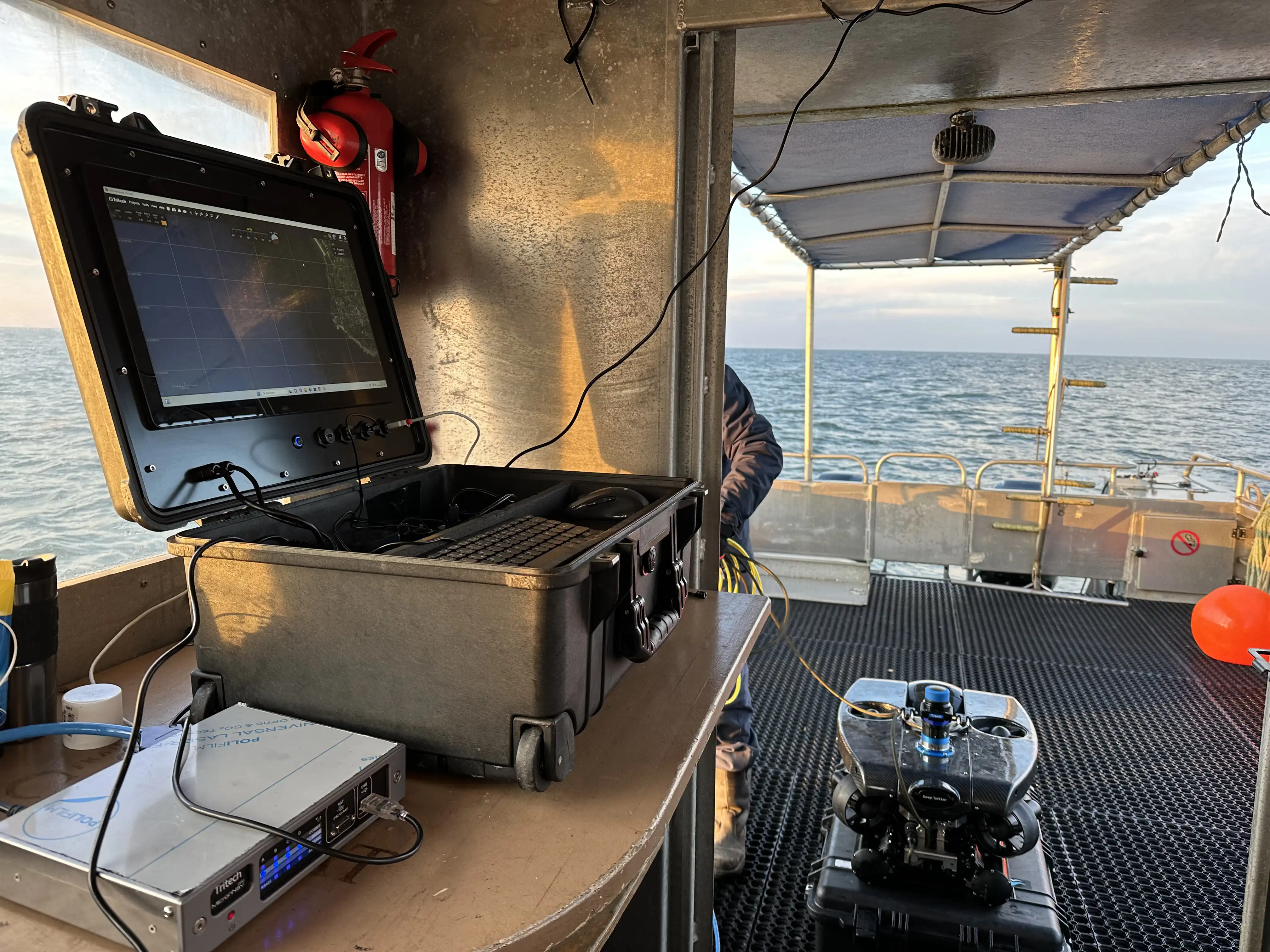 seaway-vessel-revolution-bridge-box