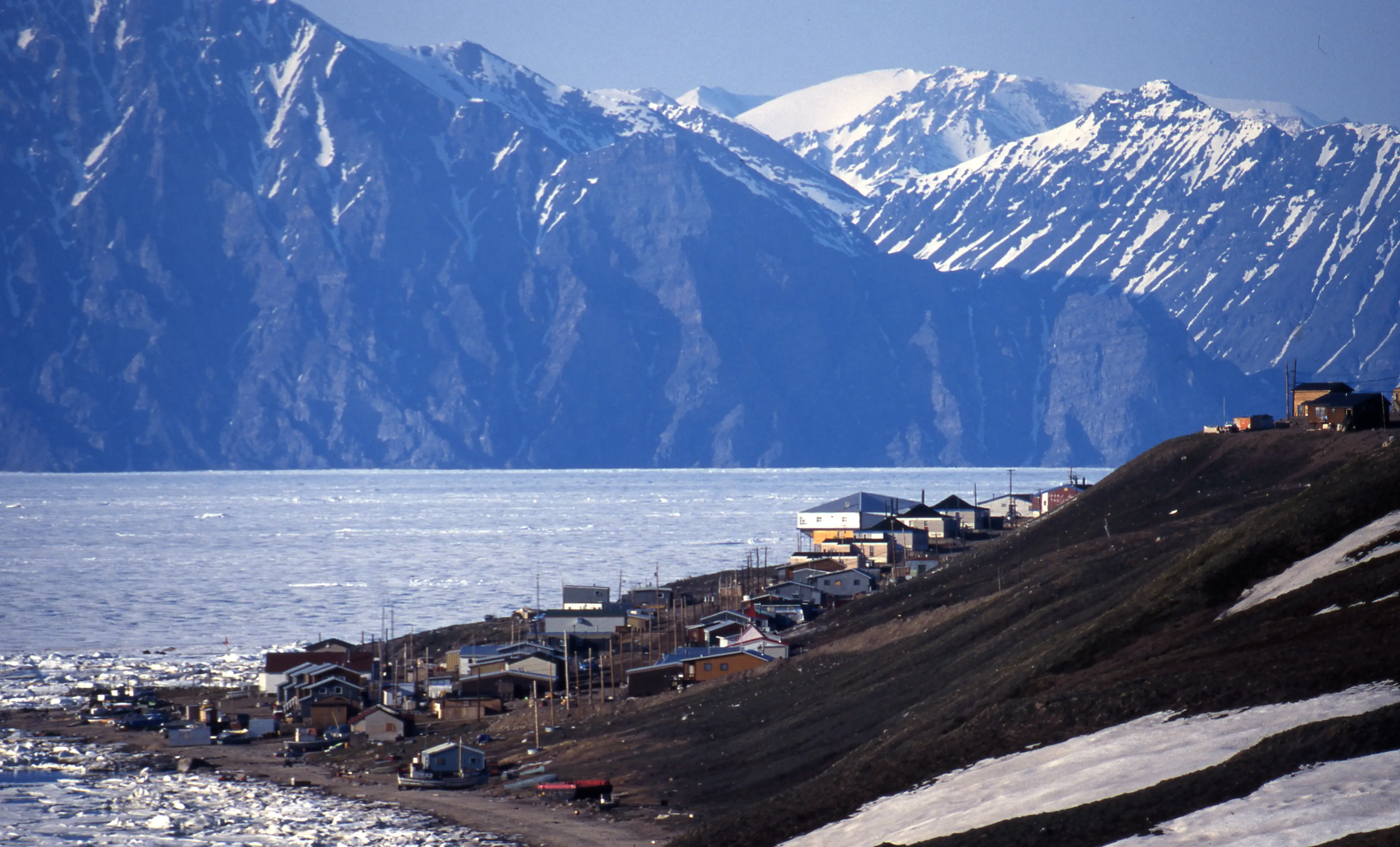Pond Inlet in Nunavut - Laval