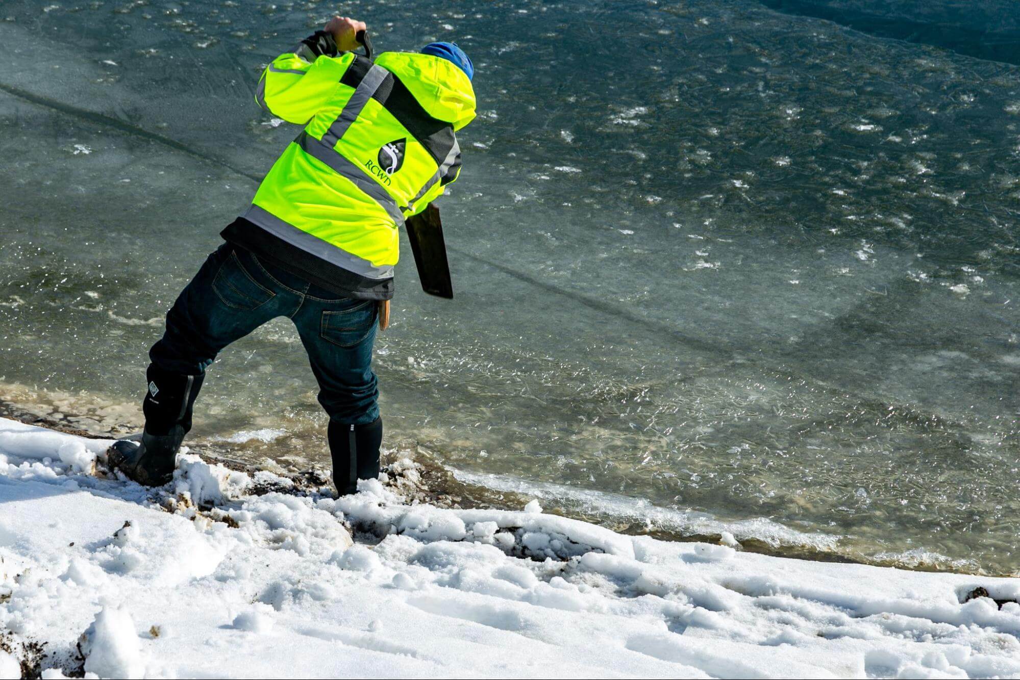 Sub Ice Rescue Dangers