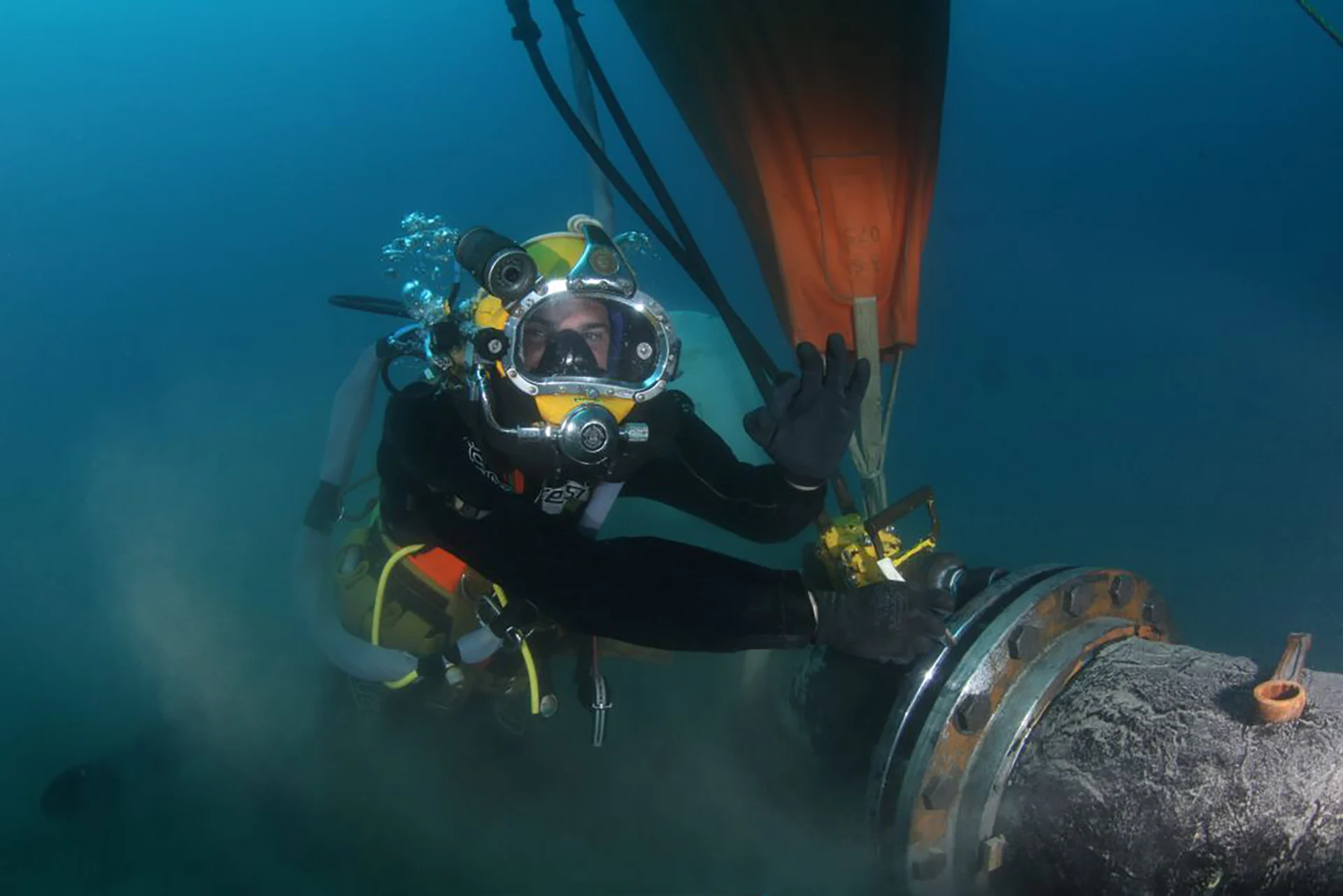 Drafinsub-commercial-diving-services-pipeline-construction