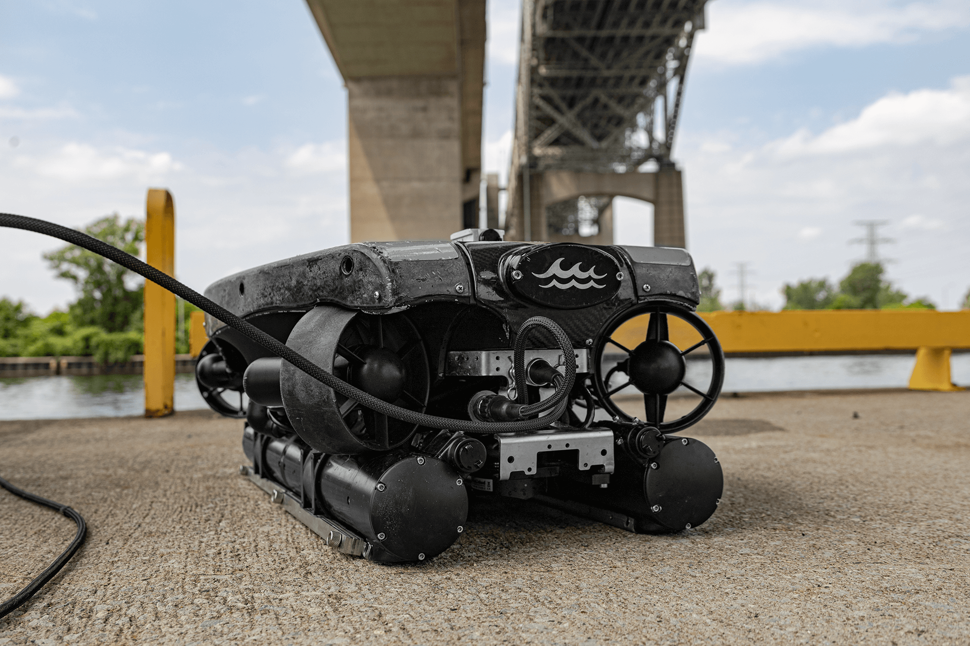 Deep Trekker REVOLUTON ROV with SensorPod+