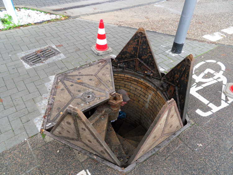 Wiesbaden manhole cover