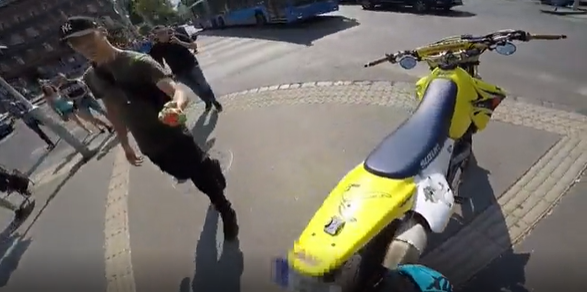 Biker in Hungary gets a little gift from a bro after picking up trash from the road