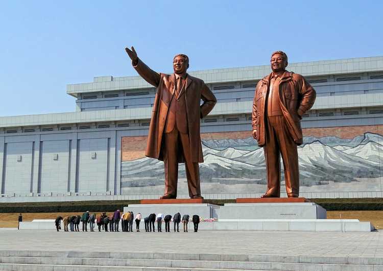 Religious Figureheads North Korea Kim family worship